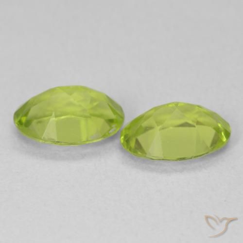 Shop natural 1.60ct 鮮やかなグリーン ペリドット gems, 楕円形, from 中国 at GemSelect. In stock, global shipping!