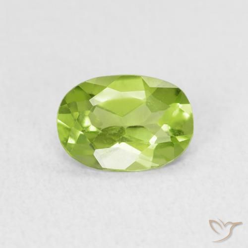 0.76ct 天然 ミディアムグリーン ペリドット, 楕円形, VVS-VS
