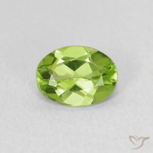 0.73ct 天然 ミディアムグリーン ペリドット, 楕円形, VS