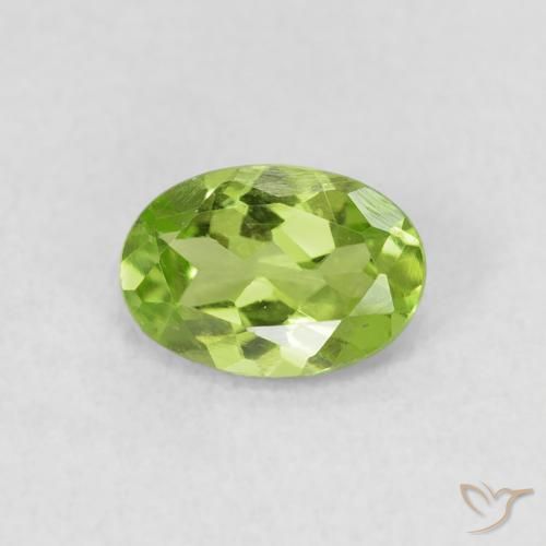 0.75ct 天然 ミディアムグリーン ペリドット, 楕円形, VS