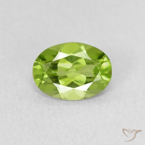 0.83ct 天然 ミディアムグリーン ペリドット, 楕円形, VS