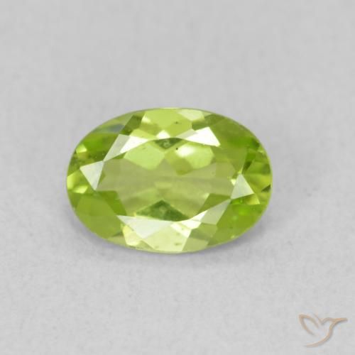 0.77ct 天然 薄いライブリーグリーン ペリドット, 楕円形, VS