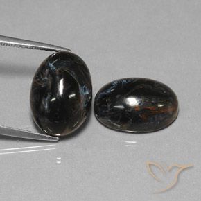 Shop natural 12.75ct ブラック ピーターサイト gems, 楕円形, from 中国 at GemSelect. In stock, global shipping!