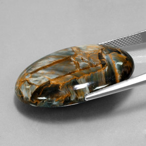 30.34カラットの天然灰色がかった青ピーターサイト（30.1×22.1 mm・オーバルカット）