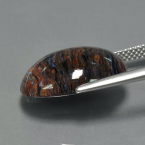 8.77カラットの天然マルチカラーピーターサイト、オーバルカット、オペーク