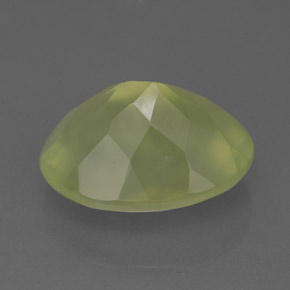 10.52カラットの天然グリーンプレナイト（15.9×12 mm・透明）