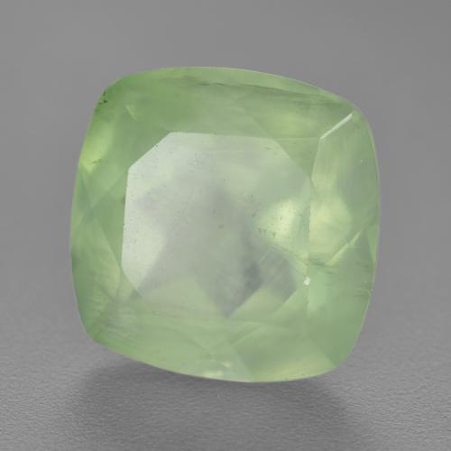 6.90カラットの天然薄いライムグリーンプレナイト（12×12 mm・クッションカット）