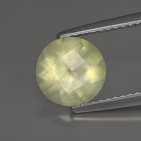 1.80カラットの天然グリーンプレナイト、透明、透明/半透明