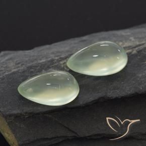 Shop natural 5.44ct Yellow Green  プレナイト gems, 洋梨の形, from 南アフリカ at GemSelect. In stock, global shipping!