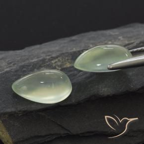 Shop natural 5.44ct Yellow Green  プレナイト gems, 洋梨の形, from 南アフリカ at GemSelect. In stock, global shipping!