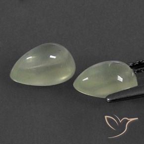 Shop natural 2.73ct 灰色がかった緑 プレナイト gems, 洋梨の形, from 南アフリカ at GemSelect. In stock, global shipping!