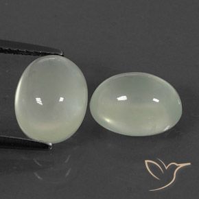 Shop natural 5.18ct Olive Green  プレナイト gems, 楕円形, from 南アフリカ at GemSelect. In stock, global shipping!