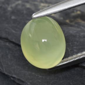 3.01カラットの天然Lime Green プレナイト（9×7.3 mm・透明）