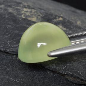 3.01カラットの天然Lime Green プレナイト（9×7.3 mm・透明）