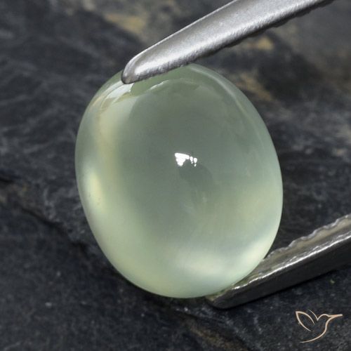 2.61ct 天然 Light Green  プレナイト, 楕円形, 透明