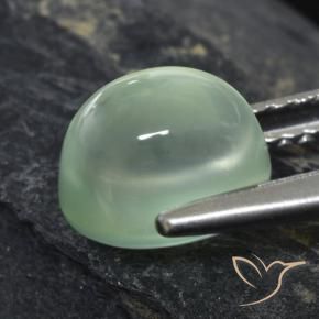 2.61カラットの天然Light Green プレナイト、楕円形、透明