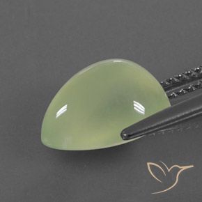 4.35カラットの天然Pale Pear Green プレナイト、洋梨の形、透明/半透明