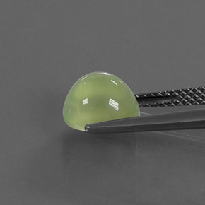 2.76カラットの天然グリーンプレナイト、透明、透明/半透明