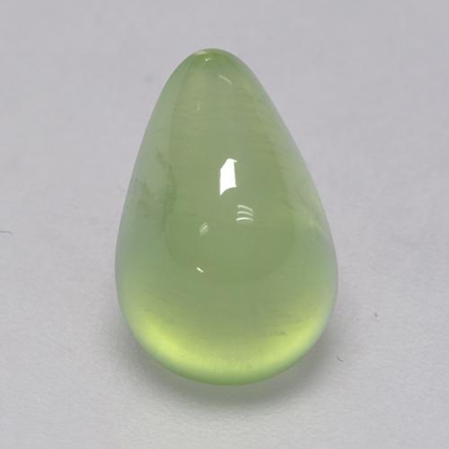 3.11カラットの天然Pale Pear Green プレナイト（10.8×7.1 mm・洋梨の形）