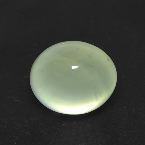 2.08カラットの天然Pale Yellowish Green   プレナイト（8.6×7 mm・オーバルカット）