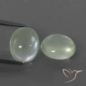 4.99ctw 天然 非常に薄いセージグリーン プレナイト, 楕円形, 透明/半透明