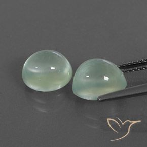 Shop natural 4.70ct 非常に薄いセージグリーン プレナイト gems, 楕円形, from 南アフリカ at GemSelect. In stock, global shipping!