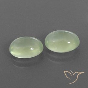 Shop natural 3.01ct Pale Pear Green  プレナイト gems, 楕円形, from 南アフリカ at GemSelect. In stock, global shipping!