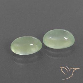 Shop natural 2.46ct Pale Pear Green  プレナイト gems, 楕円形, from 南アフリカ at GemSelect. In stock, global shipping!