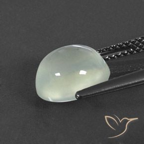 3.36カラットの天然Warm Green プレナイト、楕円形、透明/半透明