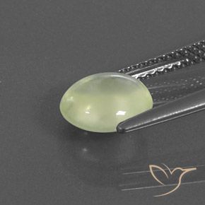 1.84カラットの天然Olive Green プレナイト、楕円形、透明