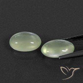 Shop natural 3.52ct Pale Green  プレナイト gems, 楕円形, from 南アフリカ at GemSelect. In stock, global shipping!