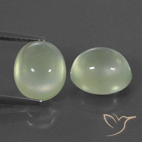 7.78ctw 天然 Light Green  プレナイト, 楕円形, 透明/半透明