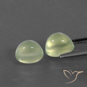 Shop natural 3.71ct 灰色がかった緑 プレナイト gems, 楕円形, from 南アフリカ at GemSelect. In stock, global shipping!