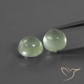 Shop natural 4.19ct 薄いペアーグリーン プレナイト gems, ラウンド, from 南アフリカ at GemSelect. In stock, global shipping!