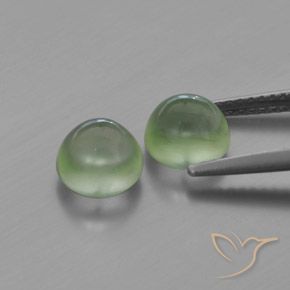 Shop natural 3.40ct 非常に薄い緑 プレナイト gems, ラウンド, from 南アフリカ at GemSelect. In stock, global shipping!