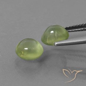 Shop natural 4.21ct ペアーグリーン プレナイト gems, 楕円形, from 南アフリカ at GemSelect. In stock, global shipping!