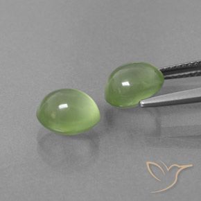 Shop natural 5.11ct ミディアムグリーン プレナイト gems, 楕円形, from 南アフリカ at GemSelect. In stock, global shipping!