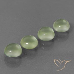 Shop natural 4.55ct 薄いペアーグリーン プレナイト gems, ラウンド, from 南アフリカ at GemSelect. In stock, global shipping!