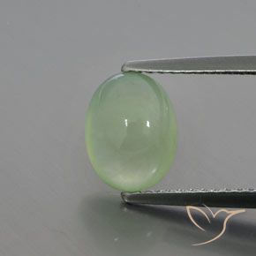 2.33ct 天然 イエローグリーン プレナイト, 楕円形, 透明/半透明