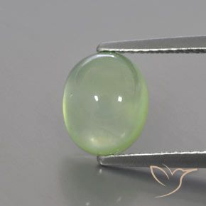 2.89ct 天然 薄いライムグリーン プレナイト, 楕円形, 透明/半透明