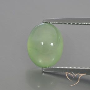 2.81ct 天然 薄いライムグリーン プレナイト, 楕円形, 透明/半透明