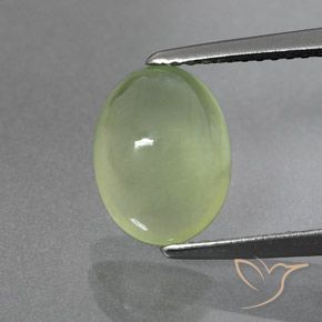 2.66ct 天然 イエローグリーン プレナイト, 楕円形, 透明/半透明