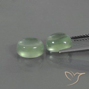 Shop natural 4.03ct ライトグリーン プレナイト gems, 楕円形, from 南アフリカ at GemSelect. In stock, global shipping!