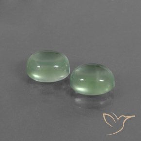 Shop natural 4.04ct ウォームグリーン プレナイト gems, 楕円形, from 南アフリカ at GemSelect. In stock, global shipping!