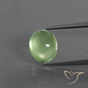 3.18ct 天然 ミディアムグリーン プレナイト, 楕円形, 透明/半透明