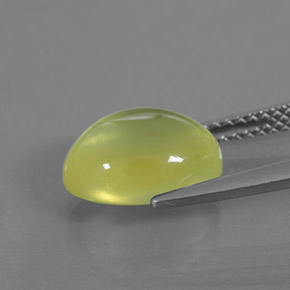 3.99カラットの天然イエローグリーンプレナイト、透明、透明/半透明