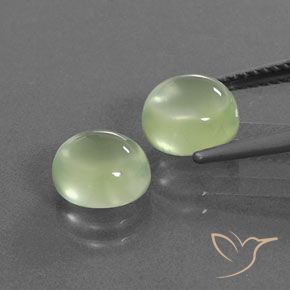 Shop natural 3.94ct ミディアムグリーン プレナイト gems, 楕円形, from 南アフリカ at GemSelect. In stock, global shipping!