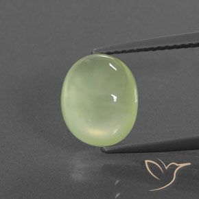 3.62ct 天然 ライムグリーン プレナイト, 楕円形, 透明/半透明