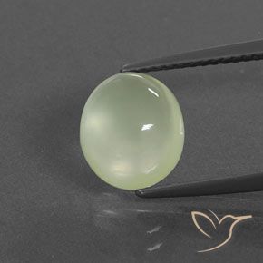 3.29ct 天然 オリーブグリーン プレナイト, 楕円形, 透明/半透明