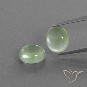 Shop natural 4.16ct 黄みがかったグリーン プレナイト gems, 楕円形, from 南アフリカ at GemSelect. In stock, global shipping!